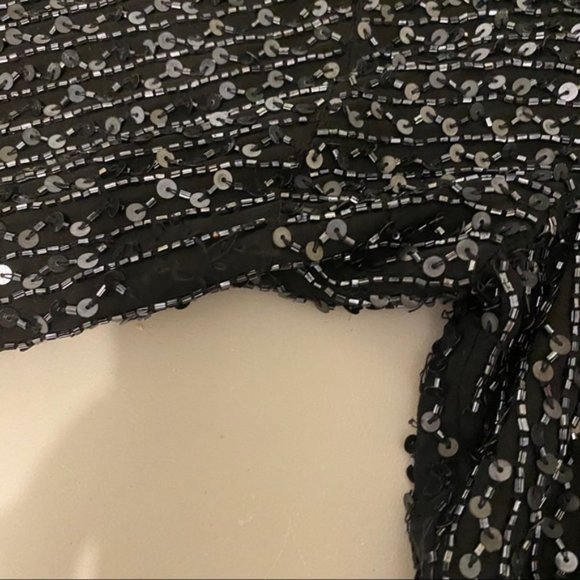 Vintage 1970’s Frank Usher Sequin 100% Silk blouse size large - Picture 12 of 16